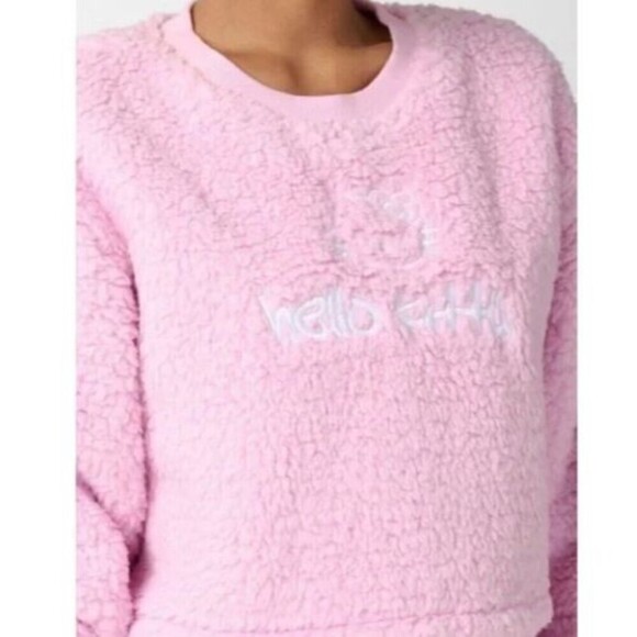 Hello Kitty x Forever 21 Pink Fleece Fuzzy Sweatshirt Large - Picture 4 of 9